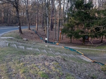 bariera na płazy- Łagiewniki widok od wschodu , 